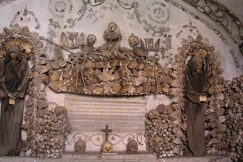 Rome:Capuchin Crypts And Museum Private Tour