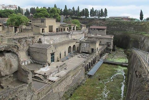Herculaneum Ruins: Day trip from Naples with Skip the Line