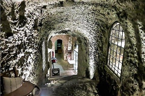 Cellar wine