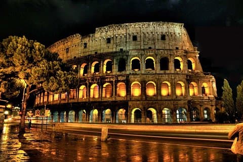 You will visit the most important spots in the city...