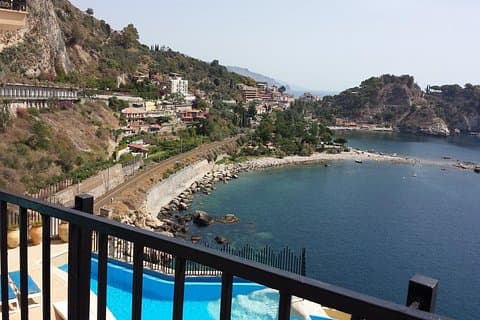 Transfer from and to Catania Airport Taormina Giardini Naxos Letojanni Mazzarò.
