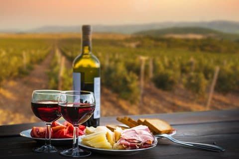 From Parma: Parmigiano,Prosciutto and winery Tour and tasting