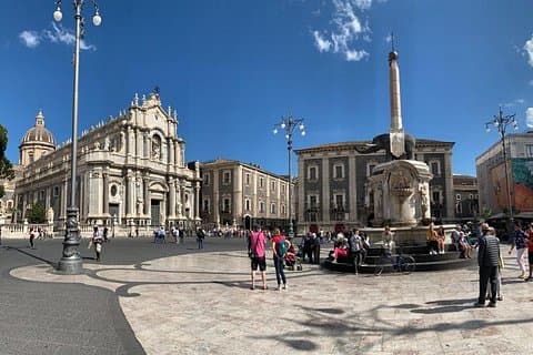 CATANIA or KATANÉ (guided tour)