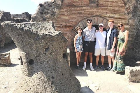 Pompeii and Herculaneum Private Tour with Native Guide and Skip the Line Tickets
