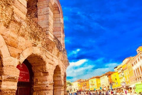 Verona from Milan, private guided tour, by car.