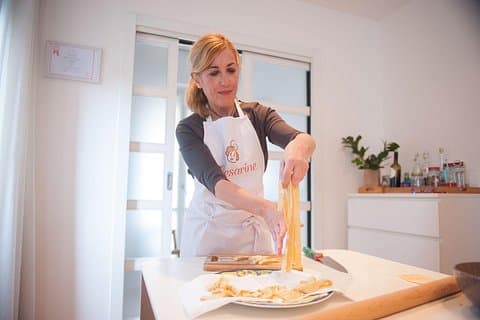Private Pasta & Tiramisu Masterclass at a Cesarina's home with tasting in Padua