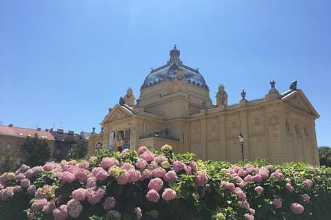 Private Transfer from Venice to Zagreb with 2h of Sightseeing