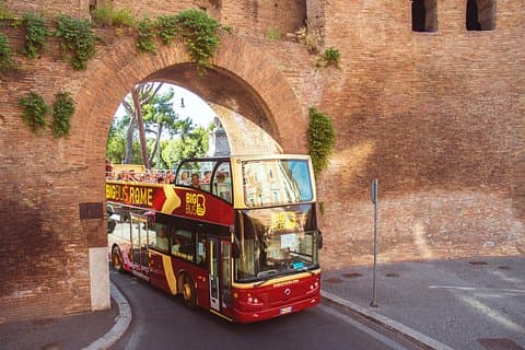 Big Bus Tours Sightseeing bus