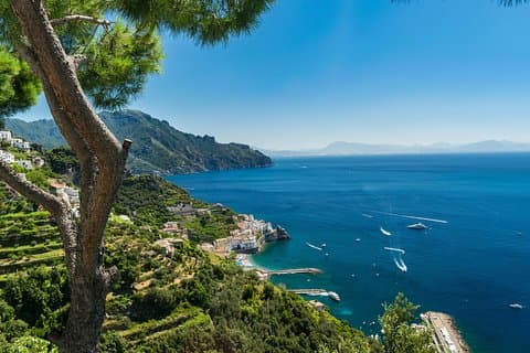Visit the beautiful coastline in Amalfi