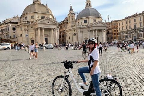 The twin churches in Piazza del Popolo!