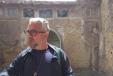 Tours in Pompeii guided by a professional Archeologist