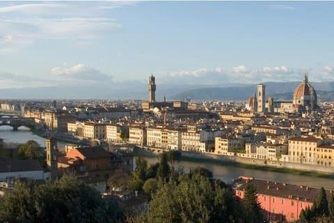 Florence, lungarno avenue