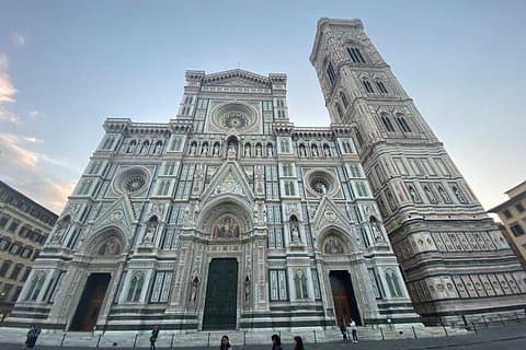 Transfer Privato: Porto di La Spezia - Firenze Roundtrip