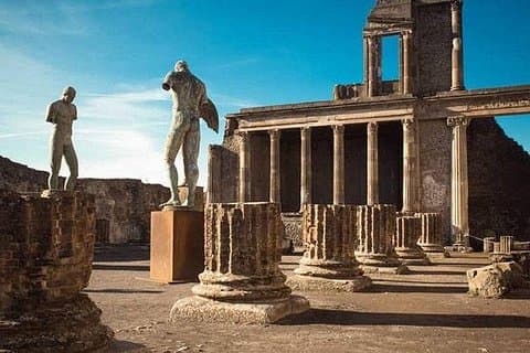 Round-Trip Shuttle Transfer from Naples to Pompeii