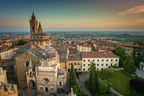 Bergamo, private guided tour from Milan, by car.