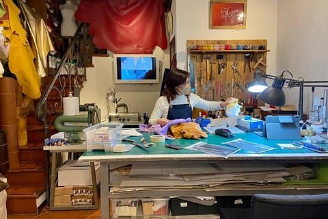 Traditional Florence Experience with Local Artisans in Oltrarno