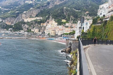 Private Transfer : Naples Airport to Amalfi