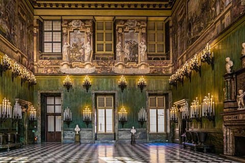 Turin Royal Palace Private Guided Tour with Skip-the-Line Entry