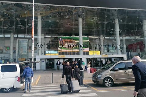 Transfer from Sorrento to Naples or vice versa