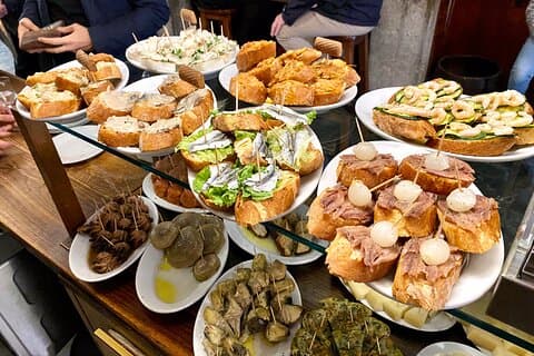 Guided Venice Street Food Tour and City Sightseeing