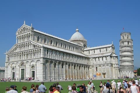 Miracoli Square Monuments