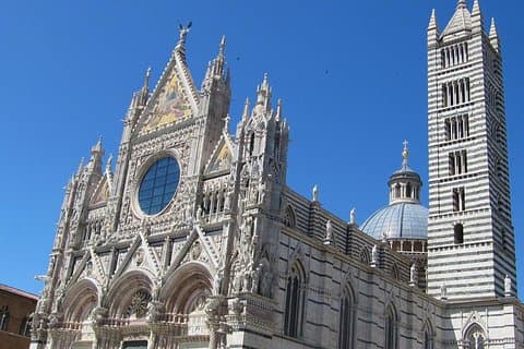 Siena Scavenger Hunt & Highlights Self-Guided Walking Tour