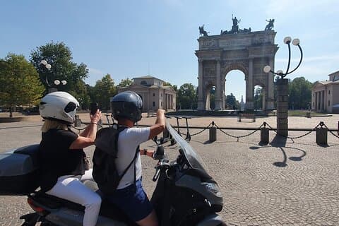 Milan Vespa Adventure: Private Tour for Couples and Friends