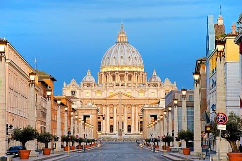 Guided Tour to Vatican and Sistine Chapel with Ticket