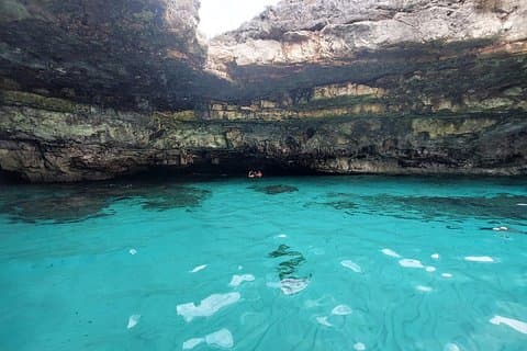 Adventure to the caves by canoe