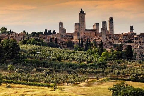 Top Excursions - Italy Day Tour to Siena and San Gimignano from Rome