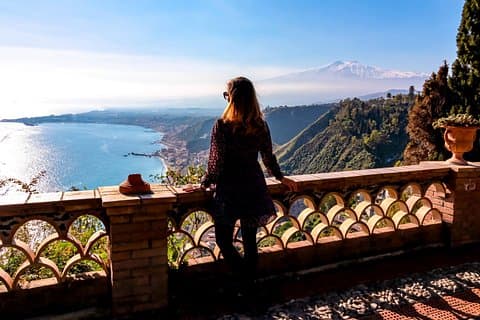 Excursion for cruise passengers from the port of Messina to Taormina