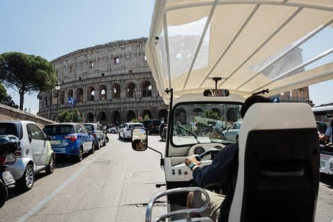 Tuk-tuk Vibes: Exploring Rome in Comfort and Style