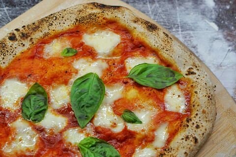 How to make the original Italian Pizza