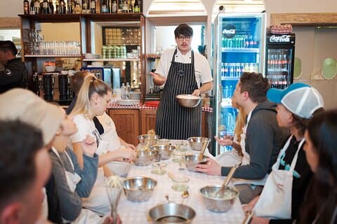 Pizza Cooking Class with Tiramisu and Drinks in Rome City Center