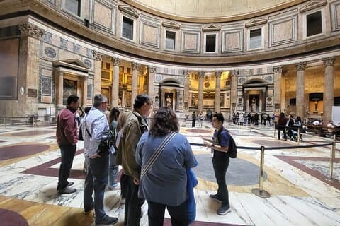 Rome: Pantheon Small-Group Guided Tour with Reserved Entry
