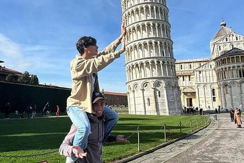 Leaning tower of Pisa