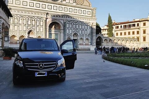 Private transfer from Pisa airport to Florence or from Florence to Pisa