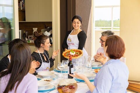 Naples: Pizza Making Class in a Local Home by Cesarine