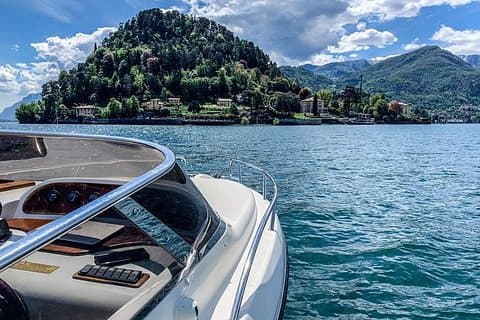 Private boat tour on Lake Como 2H