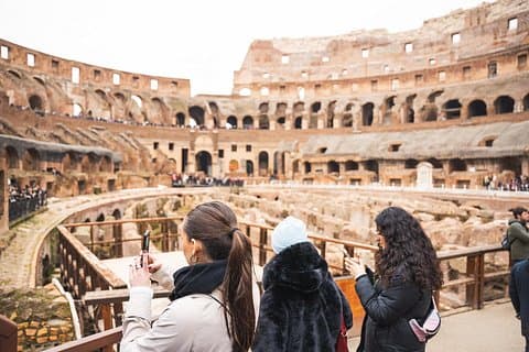 Early Morning Semi-Private Colosseum Express with Arena Access