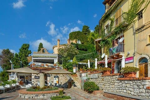 Walking Tour Taormina