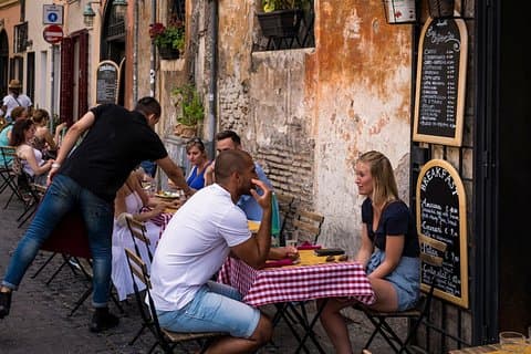 Discover Siena: Food Tasting Tour with Local Expert