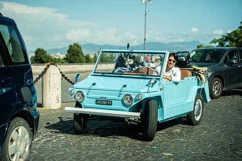 Cruise through Rome in a Classic Fiat 600 Cabriolet