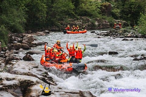 Rafting Adventure in Tuscany in Bagni di Lucca + free pictures