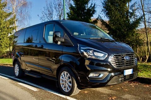 Private Transfer up to 8 people Milano to Malpensa Airport MXP