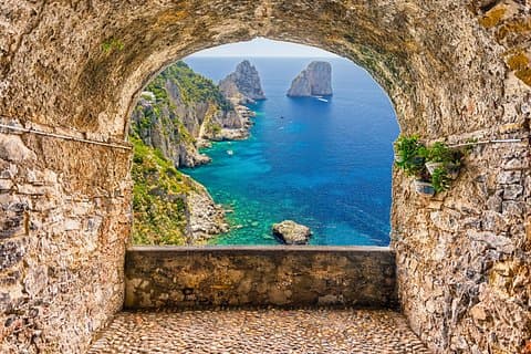 Capri Small Group Tour from Naples with Optional Blue Grotto