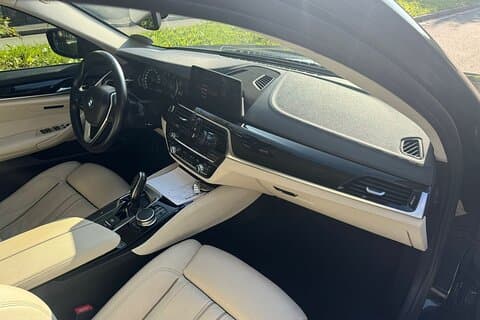 Luxury Private Day Transfer from Milan to Linate Airport