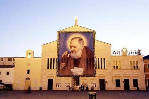 Private Tour from Rome: Padre Pio and St. Michael's Cave