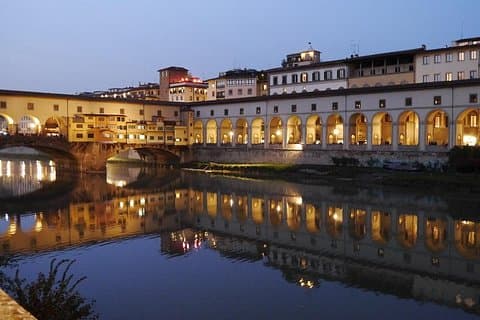 Exclusive Uffizi and Vasari Corridor 3-Hour Tour in Florence