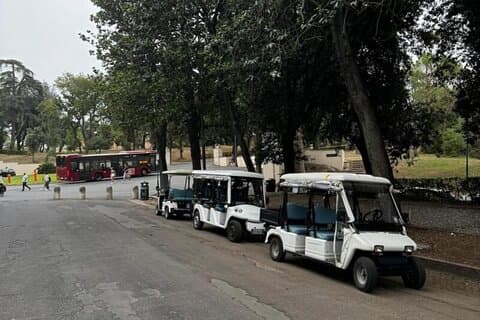 Rome Tour of the Villa Borghese Gardens by Golf Cart